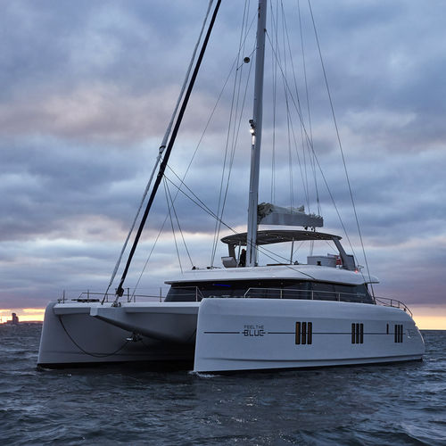 Sailing-yacht catamarano - Sunreef 60 - Sunreef Yachts - con 5 cabine / con poppa aperta / con fly