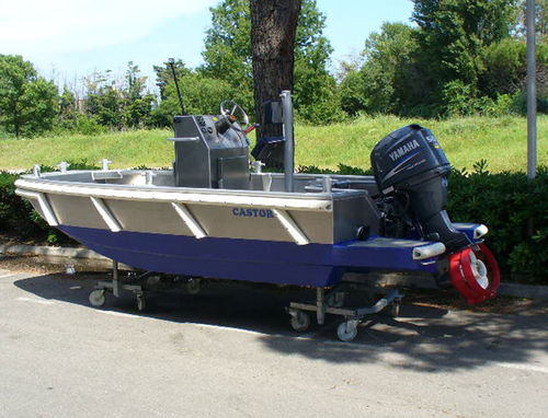 Barca professionale barca da lavoro - CASTOR 4.2 - Chantier Naval Delavergne - barca utilitaria / imbarcazione di servizio portuale / barca per base turistica sportiva