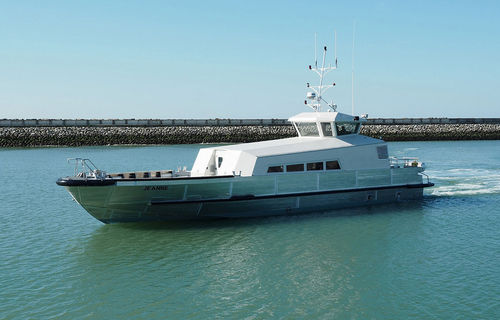 Barca per trasporto equipaggio - JEANNE  - Chantier Naval Delavergne - entrobordo / in fibra di vetro / in alluminio