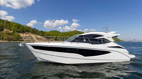 Cabinato entrobordo - 365 HTS - Galeon - bimotore / hard-top / con cabina di pilotaggio