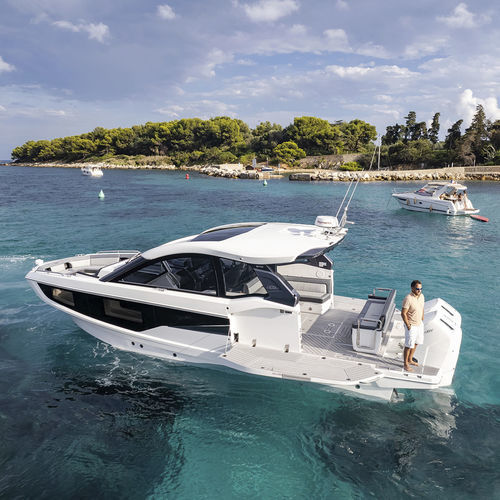 Cabinato fuoribordo - 375 GTO - Galeon - trimotore / hard-top / bow-rider