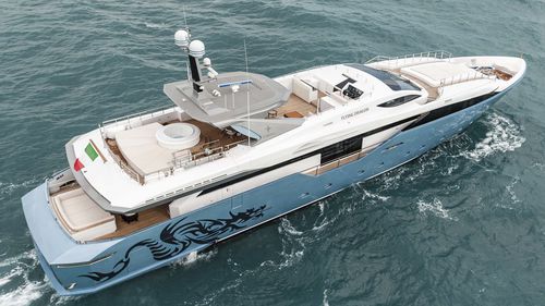 Super-yacht da crociera - M/Y FLYING DRAGON - Admiral yachts - con fly / con 5 cabine / con scafo planante