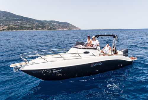 Walkaround fuoribordo - 26 - Cantiere Nautico Marinello - con console centrale / max. 10 persone / con cabina