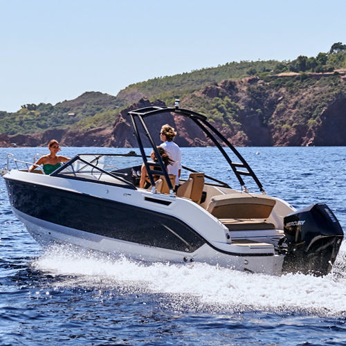 Day cruiser bow-rider - Activ 675 Bowrider - Quicksilver Boats - fuoribordo / open / con dual console