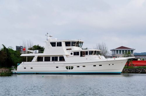 Motor-yacht da crociera - Selene 72 - Selene - trawler / con fly chiuso / con 6 cabine