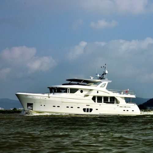 Motor-yacht per spedizione - Selene 92 - Selene - explorer / con fly / raised pilothouse
