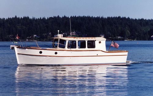 Trawler entrobordo - Black Crown 30 - Devlin - diesel / con scafo semiplanante / con cabina di pilotaggio
