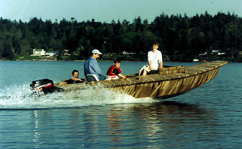 Bay boat fuoribordo - Honker 18 - Devlin - open / con console laterale / da pesca sportiva