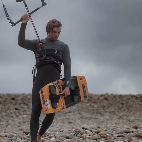 Tavola da kitesurf twin-tip - LIVEWIRE AIR - Airush - rapida / rapida / di velocità