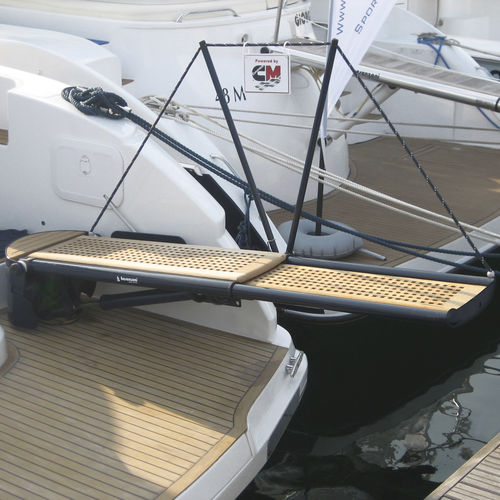 Passerella per barca - PI 464 Smart - Besenzoni SpA - per barca a vela / telescopica / girevole
