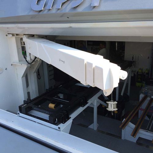 Gru per yacht - G 433 S - Besenzoni SpA - telescopica / per varo di battelli di servizio