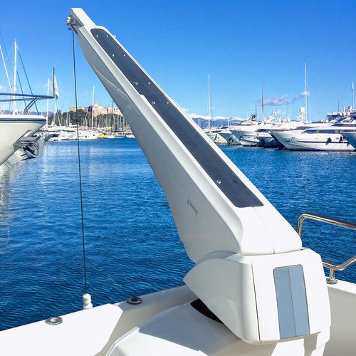 Gruetta per yacht - G 415 - Besenzoni SpA - idraulica / girevole / telescopica
