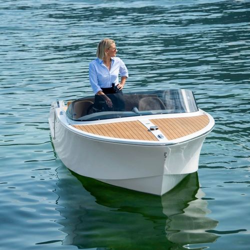 Runabout entrobordo - 610 San Remo - FRAUSCHER BOOTSWERFT - elettrico / con dual console / open