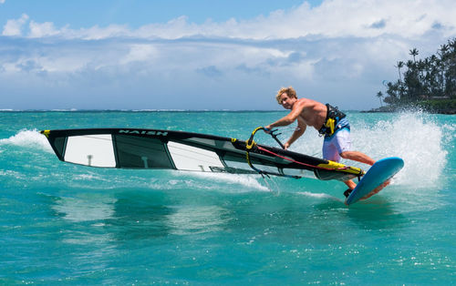 Vela da windsurf da freeride - SL - Naish Windsurfing - da slalom / di velocità / 7 stecche