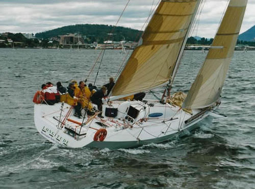 Barca a vela da regata - BULL 12000 - Young Yacht Design