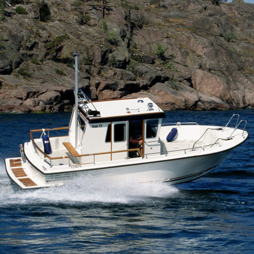 Walkaround entrobordo - 23 - Targa - con cabina di pilotaggio / da pesca sportiva / con prendisole