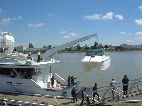 Gruetta per yacht - EZ-EX - Nautical Structures - idraulica / telescopica / girevole