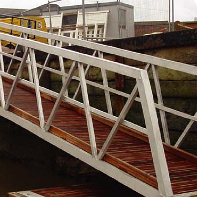 Passerella per pontile - ACCESS - Walcon Marine - in alluminio / con corrimano