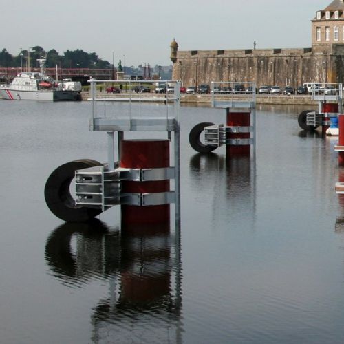Parabordi per porto - Trelleborg Marine and Infrastructure - per banchina / cilindrico / Dropstitch
