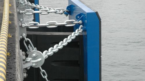 Sistema di ancoraggio per pontili - Trelleborg Marine and Infrastructure
