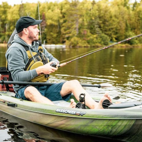 Kayak sit-on-top - Basscreek 100XP Angler - Pelican International - da turismo / da pesca / per adulto