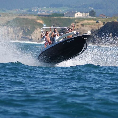 Barca open fuoribordo - 550 - MOGGARO ALUMINIUM YACHTS - con console centrale / con console laterale / da pesca sportiva