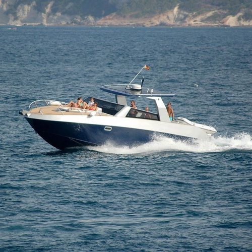 Barca open entrobordo - 1200-M - MOGGARO ALUMINIUM YACHTS - bimotore / da crociera / con cabina