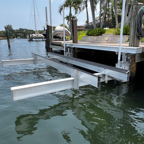 Ascensore per barche - Golden Boat Lifts & Marine Systems - da installare su pontile / in alluminio