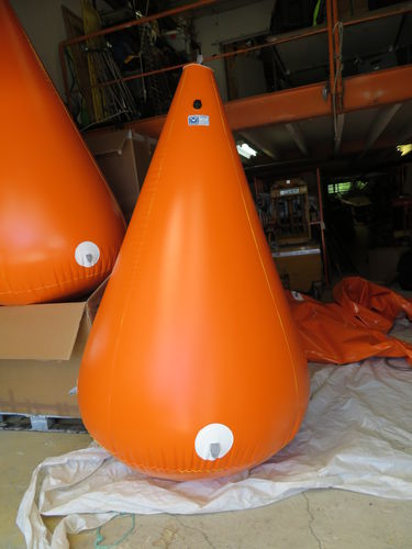 Boa di delimitazione - Conicals - CERTEC - per regata / di delimitazione / in PVC