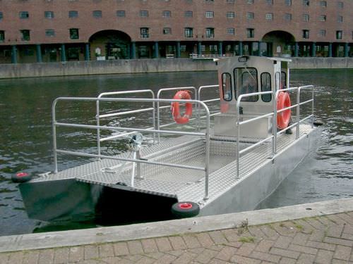 Barca professionale nave antinquinamento - 7M BUDDY - Water Witch Workboats - catamarano / fuoribordo / in alluminio