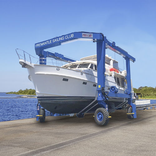 Travel lift controllato a distanza - PHA50 - ROODBERG - a ruote indipendenti / per carichi pesanti / a forma di U