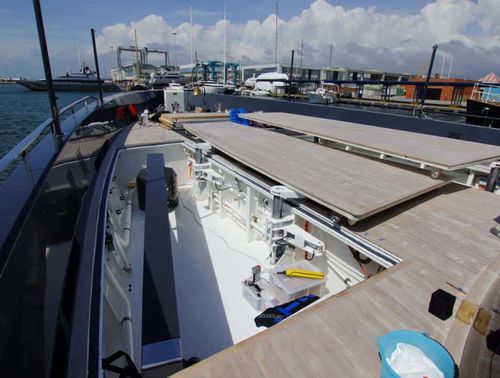 Passauomo per yacht - Sanguineti Chiavari produzione articoli nautici s. - rettangolare / apribile