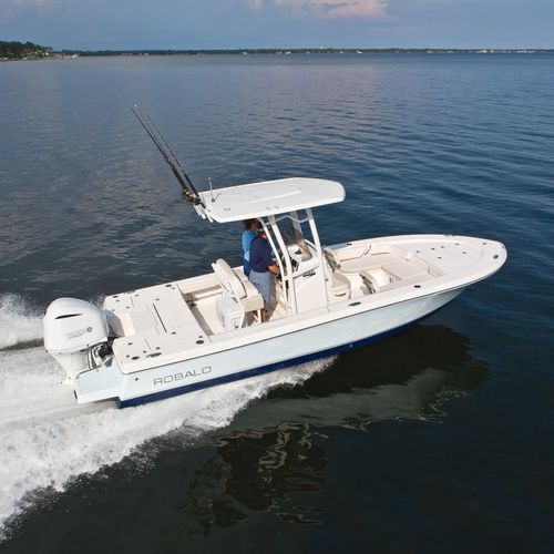 Bay boat fuoribordo - 246 CAYMAN - Robalo - con console centrale / da pesca sportiva / max. 9 persone
