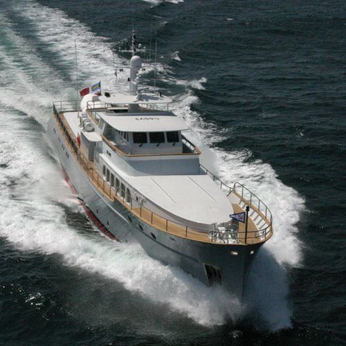 Super-yacht di lusso da crociera - OKEANIS  - Ocea - tradizionale / con cabina di pilotaggio / con 4 cabine
