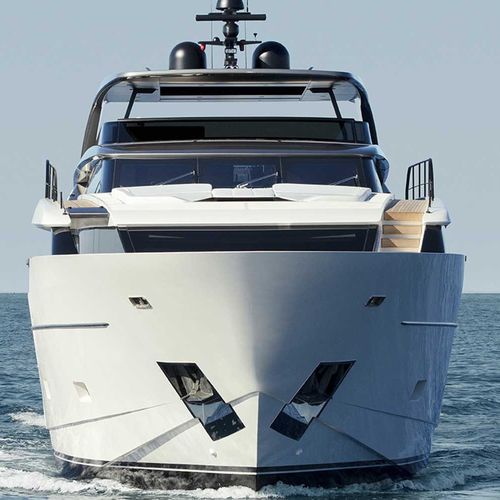 Super-yacht da crociera - SL102 Asymmetric - Cantieri Navali San Lorenzo - classico / con fly / con 4 cabine