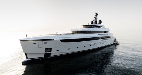 Mega-yacht da crociera - 64 - Cantieri Navali San Lorenzo - tradizionale / con cabina di pilotaggio / in acciaio