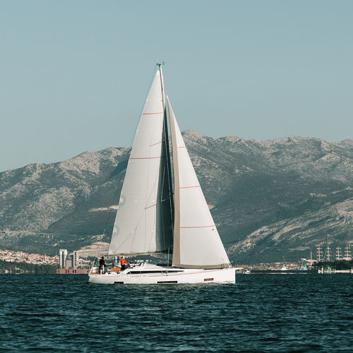Barca a vela da crociera - S46 - Salona yachts - con 3 cabine / con 4 cabine / con bompresso