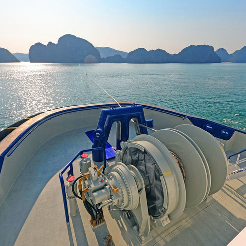 Argano per nave - Escort - Damen Marine Components - per rimorchio / con motore idraulico