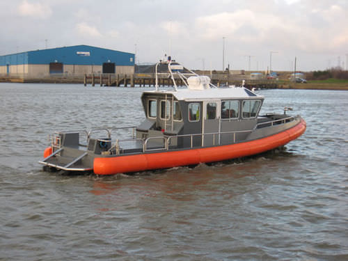 Barca professionale patrol boat - ALN 098 ‘QATABAN’ - Alnmaritec - entrobordo a idrogetto / gommone semirigido