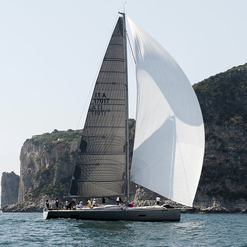 Spinnaker asimmetrico - Red Line - Ullman Sails - code 0 / per barca a vela da regata / taglio radiale