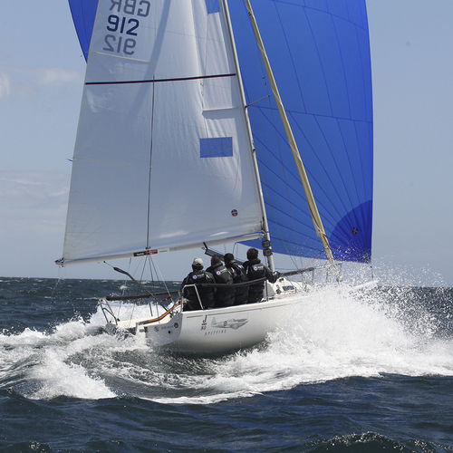 Randa - Ullman Sails - per imbarcazione a chiglia da regata monotipo / taglio radiale / Dacron®