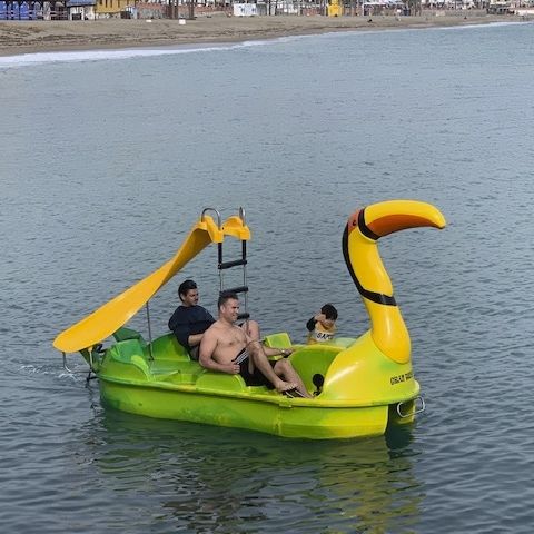 Pedalò 4 posti - Gran Tucán - AVENTURAS AQUATICAS - LA NORIA - con scivolo