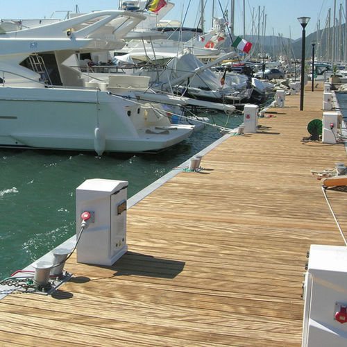 Pontile galleggiante - COGOLIN - Metalu Industries International - di ormeggio / per marina / in alluminio