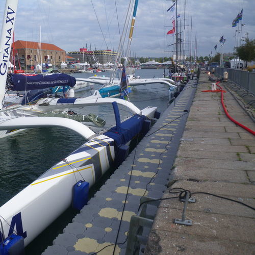 Pontile galleggiante - MARINEFLOOR EUROPE - modulare / da lavoro / per marina