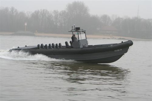 Barca professionale entrobordo - MR-1250 COMMANDO - Madera Ribs - fuoribordo / gommone semirigido