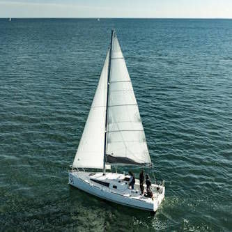 Barca a vela da crociera - Django 7.70 + - Marée Haute - day-boat / con chiglia da regata / con 2 cabine