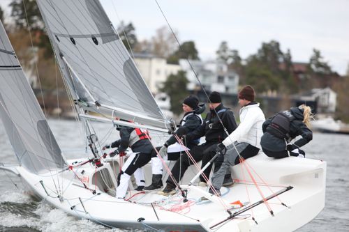 Barca a vela con chiglia da regata - X-TREME 26 - G Force Yachts - a chiglia retrattile / con bompresso