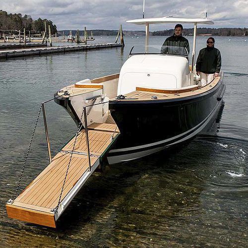 Tender per yacht entrobordo - 8.5  - Hodgdon Yachts - open / con console centrale / in carbonio