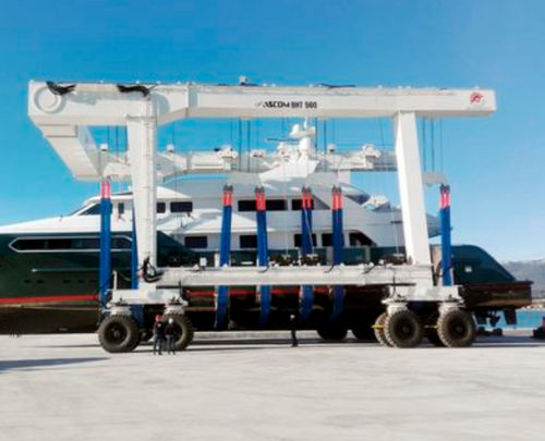 Travel lift controllato a distanza - BHT 1100 - ABI TRAILERS - per carichi pesanti / a forma di U / quattro ruote motrici