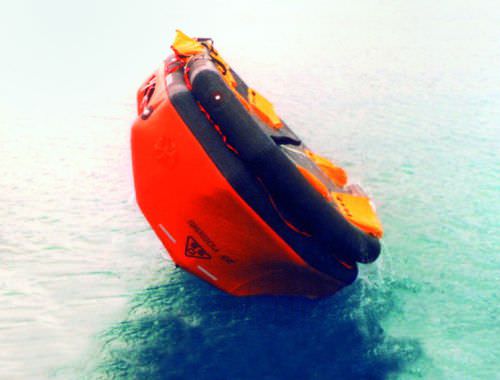 Zattera di salvataggio per nave - LR97 / LSR 25 - Deutsche Schlauchboot - MED / ammainabile mediante gru / autoraddrizzante